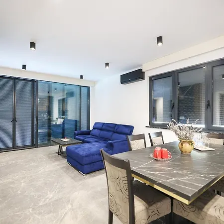 Bliss Apartment Sukosan