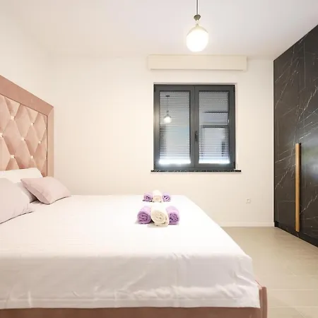 Bliss Apartment